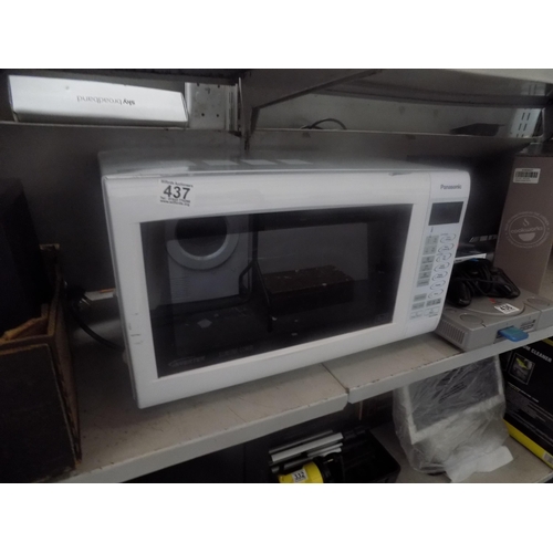 437 - Panasonic microwave oven