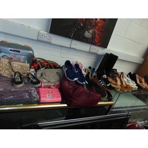 446 - Qty shoes & bags