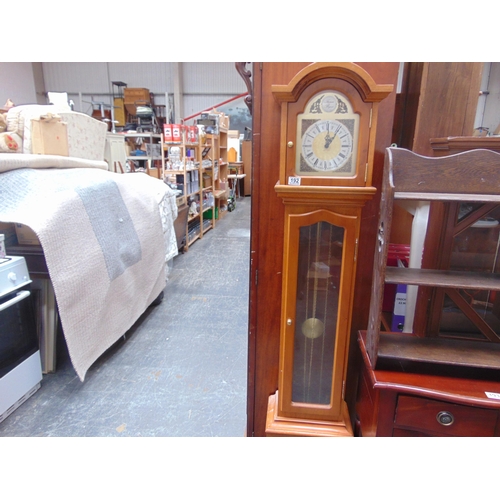 192 - Thomas Byrne granddaughter clock