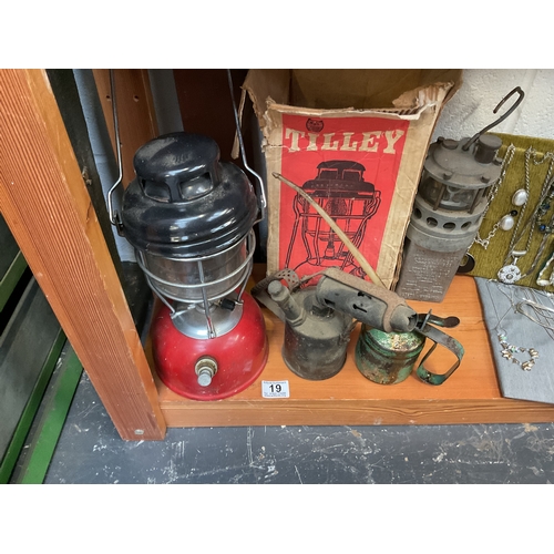 19 - Vintage tilley light, oil can etc