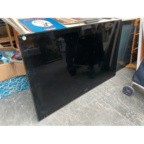 297 - sony 52 inch tv HOUSE CLEARANCE