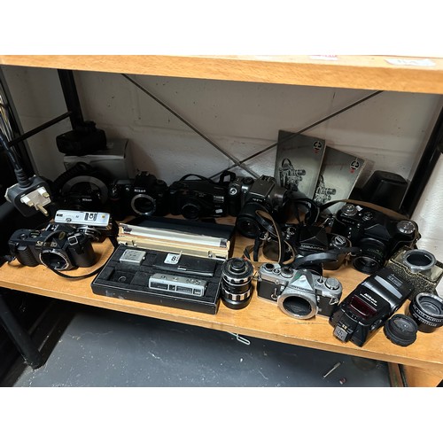 85 - Shelf cameras & accessories