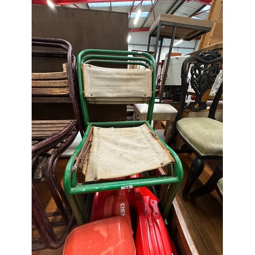 94 - Vintage stacking chairs