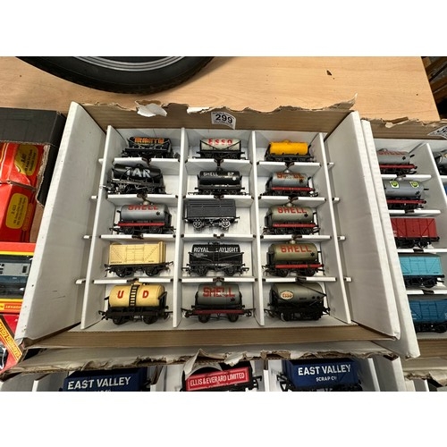 299 - Unboxed wagons