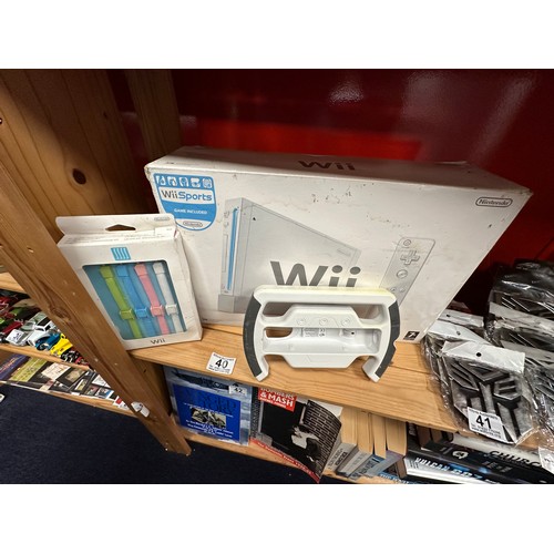 40 - Boxed Nintendo Wii