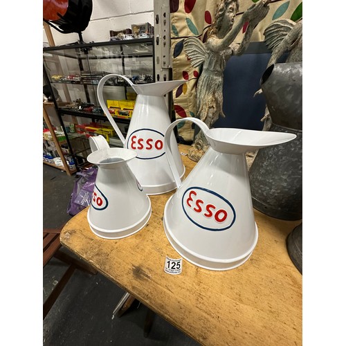 125 - H (194) 3 Esso jugs