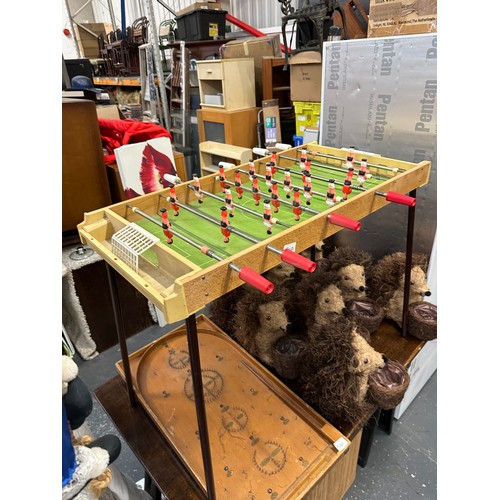 540 - Vintage football table.