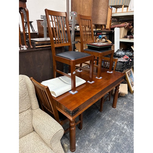 482 - Dining room table & 4 chairs