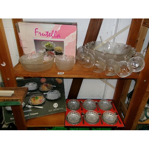 259 - Punch bowl, glass dishes etc