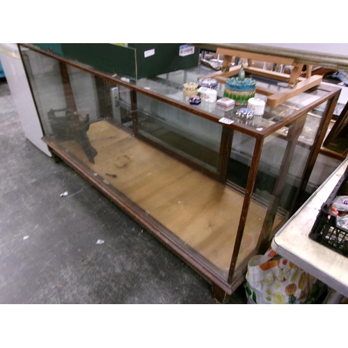 170 - Vintage shop display cabinet.