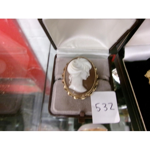 532 - 9ct Gold Mounted Cameo