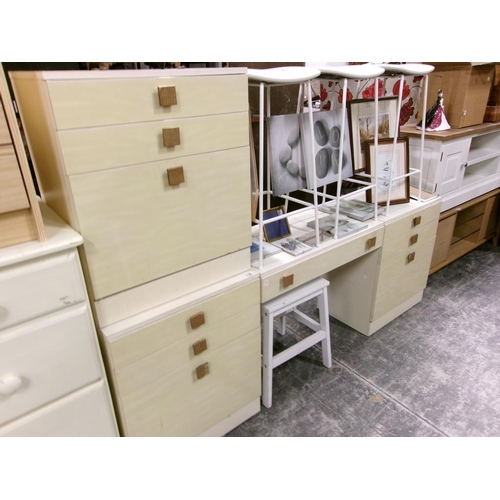 136 - Retro dressing table, chest etc