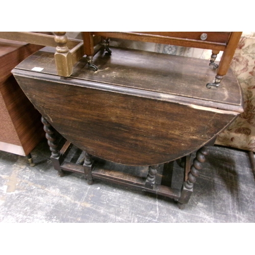 177 - Drop leaf table