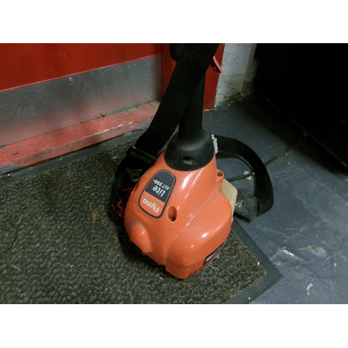 412 - Flymo Petrol Strimmer