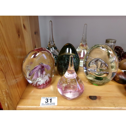 31 - Qty Paperweights