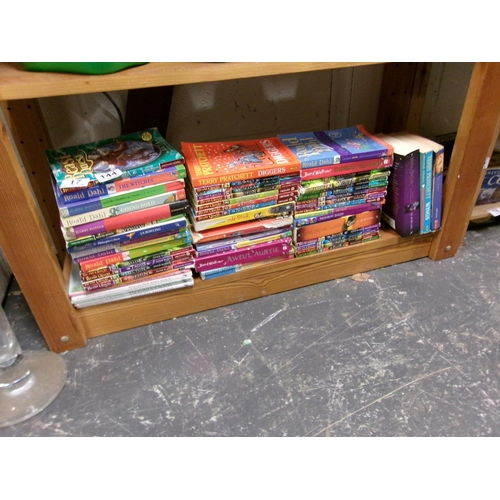 17 - LQ kids books.