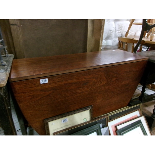 245 - Drop leaf table