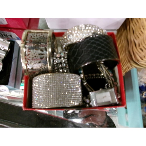 362 - Bangles, watches etc..