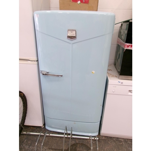 17 - Retro hotpoint fridge