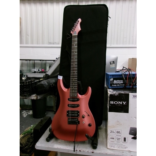 305 - Aria mac-series electric guitar & rock bag