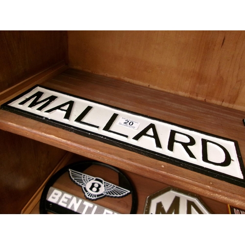 20 - Mallard cast plaque