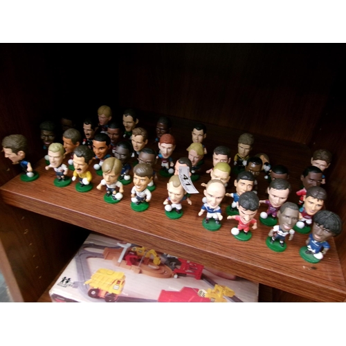 41 - Qty football figures