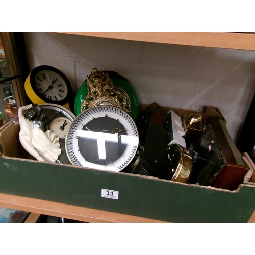 33 - Box assorted clocks