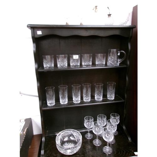 24 - Assorted crystal glassware etc