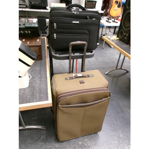 224 - Samsonite bag & calvin klein suitcase