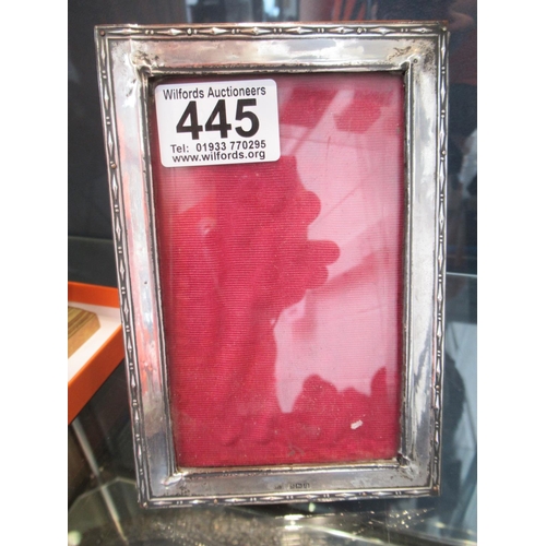 Lot 445       