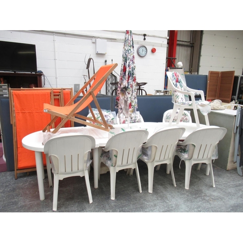 2 - Flair plaisir garden table & 6 with parasol, cushions etc