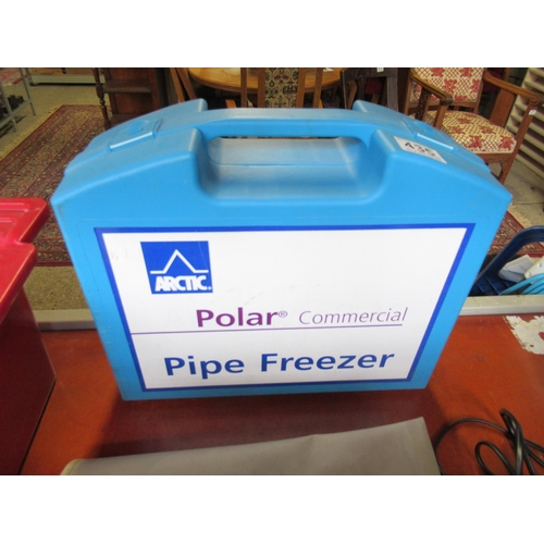 435 - Polar commercial pipe freezer.