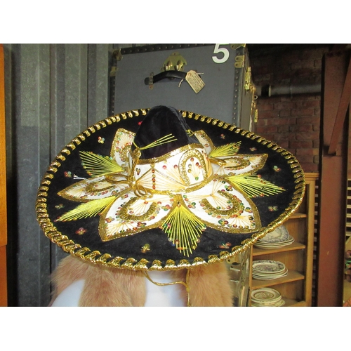 219 - 2 Mexican Sombrero