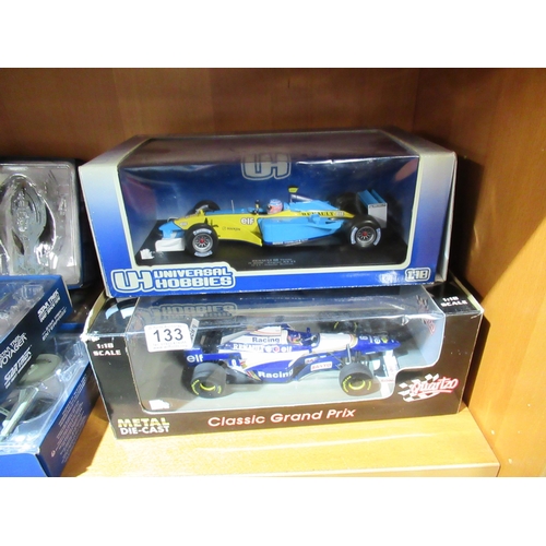 133 - 2 1:18 Scale F1 Cars