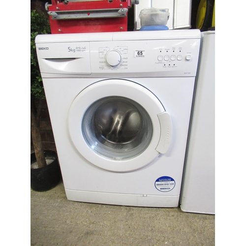 65 - Becko 5KG Washer