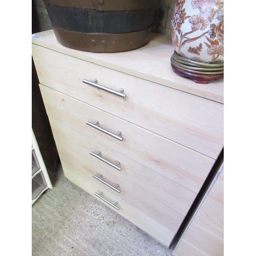 330 - 5 Drawer Chest