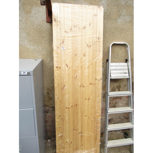 Lot 25        