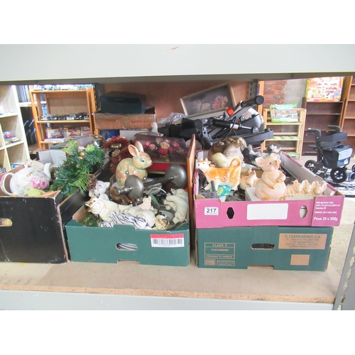 LQ Assorted Bric a Brac