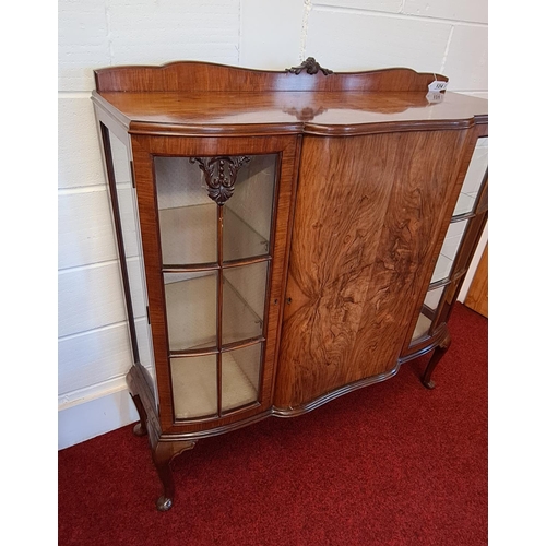 124 - Art Nouveau walnut and glazed display cabinet approx. 117x116x43 cm