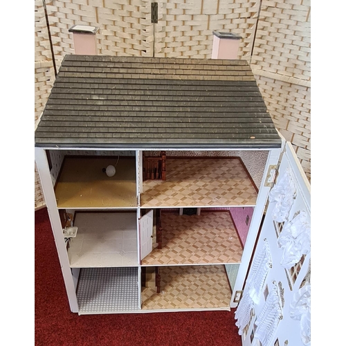 53 - Large dolls house approx. 60 x 32 x 81 cm