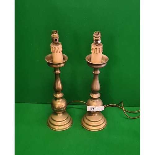 67 - Pair of brass table lamps standing approx. 50cm