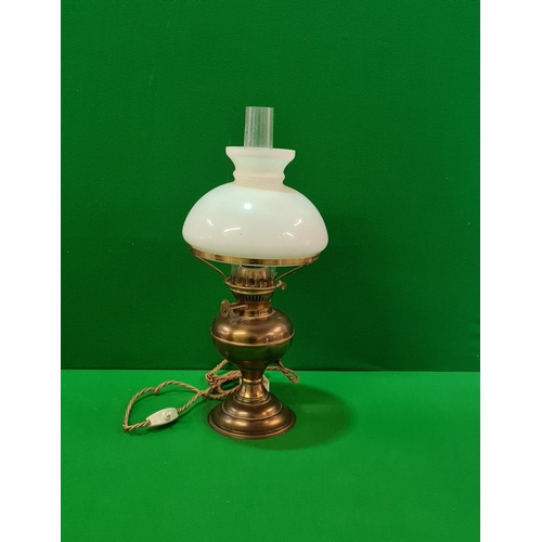 89 - Victorian oil lamp with milk glass shade approx. 48 cm