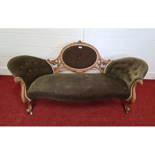 138 - Antique doubled ended cameo back settee floor to seat 35 cm, floor top of cameo 88 cm, length 210 cm