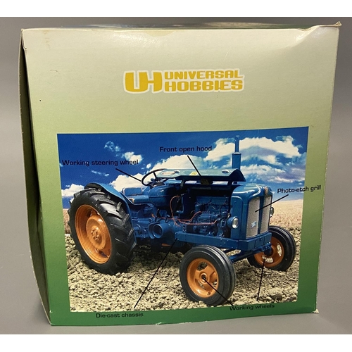 91 - 1:16 Fordson Power Major Tractor UH2640 by Universal hobbies