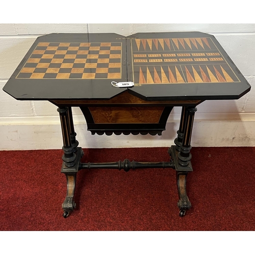 185 - Early C19th inlaid games table having fold out top leaf to reveal chess and backgammon boards. 70x64... 