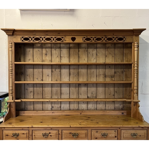 51 - Large and imposing antique pine dog kennel dresser measuring 223x213x56 cm