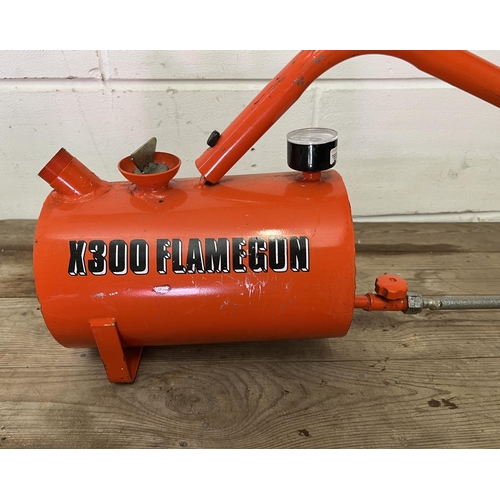 117 - X300 weed burner/flame gun. Collection only or please arrange for your own courier.