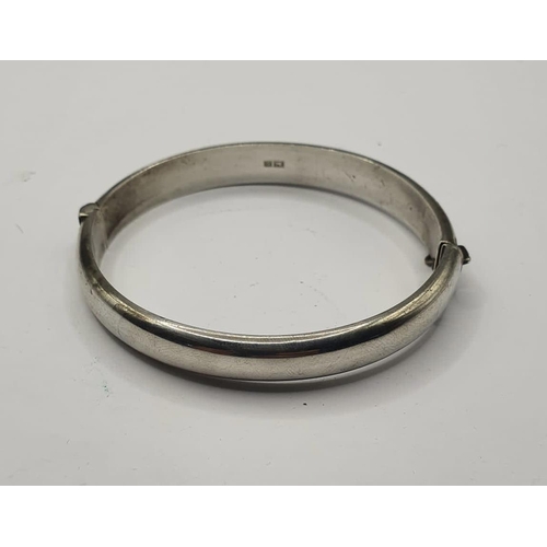 183 - .925 silver bangle 14.9g, hallmark for Birmingham. Shipping Group (A).