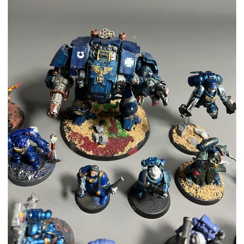 22 - Warhammer 40k, small ultramarine army including Robout Guilliman, Shipping Group (A).