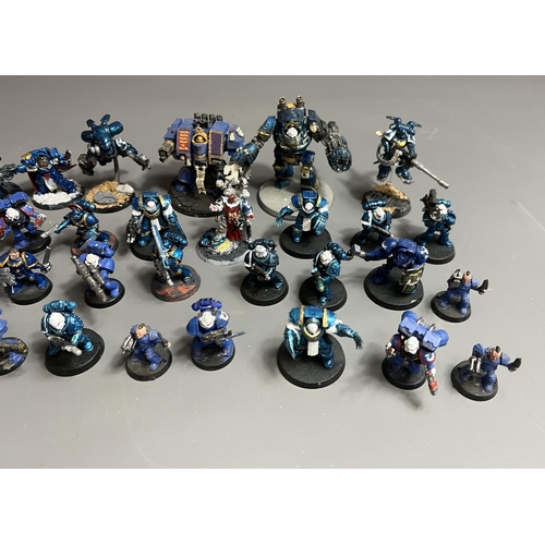 29 - Warhammer 40k, small ultra marine army including Primaris Apochthecary, Shipping Group (A).